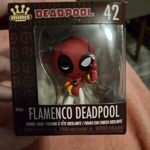 Funko Flamenco Deadpool Bobble-Head Red Black Yellow